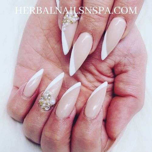 Herbal Nails and Spa - 2109 196th St SW Suite104 - (425) 678 - 1989