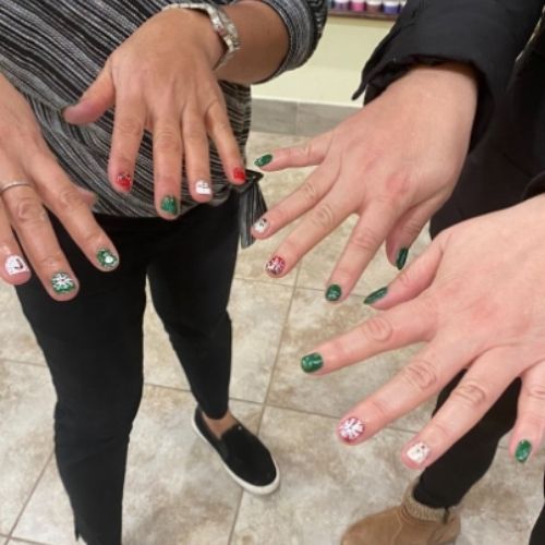 U NAILS 525 E Dundee Rd 8473598888